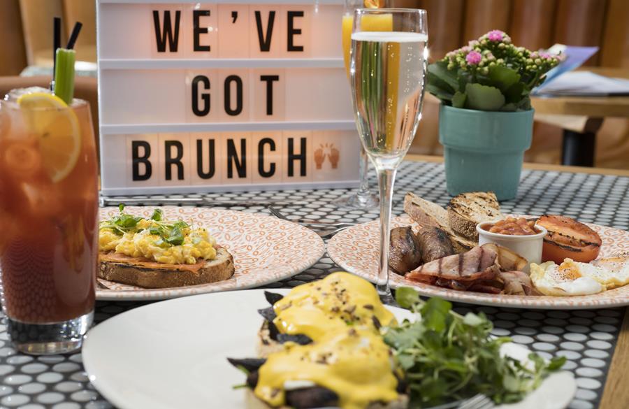 Mid Summer Brunch zondag 20 juni '21